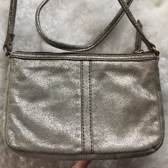 Fossil shimmer metallic Leather small Crossbody - Picture 5 of 13